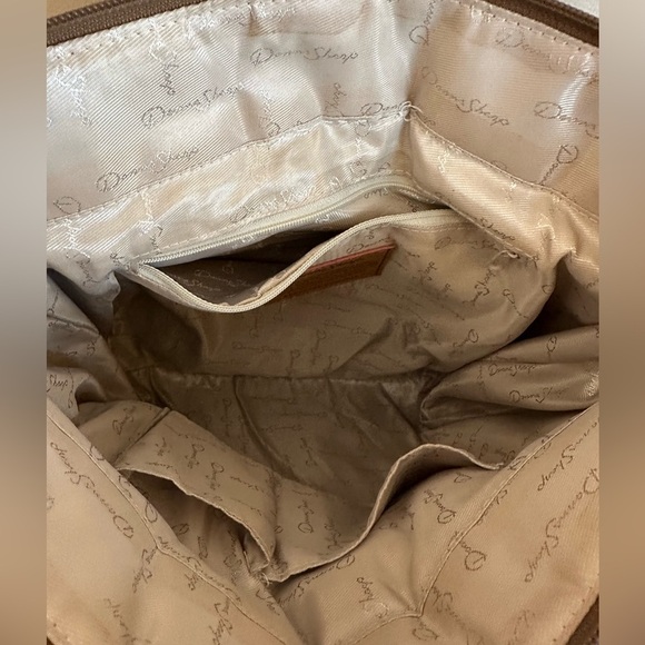 Donna Sharp Dizzy Quilted Crossbody/Tote/Purse Adjustable Strap Zip Closure - Picture 6 of 7